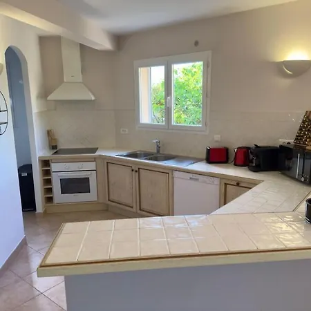 72 M2 Centre-ville Avec Jardin Holiday home *