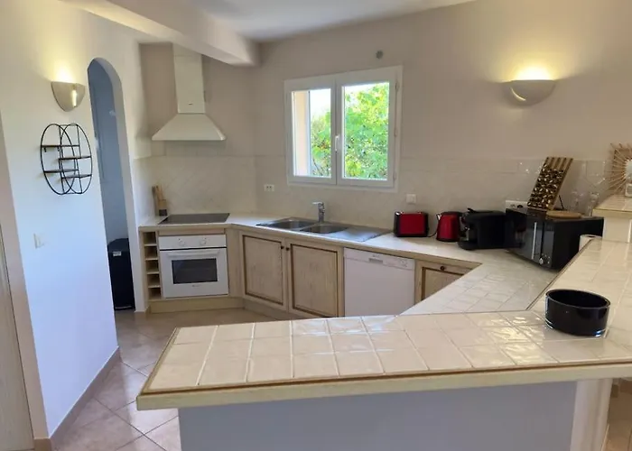 72 M2 Centre-ville Avec Jardin Holiday home *